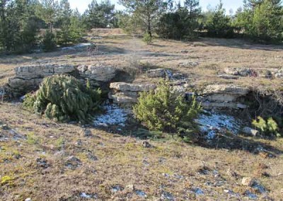 Barre des Cevennes-calcaire - Les couches horizontales de calcaire sur la Can de l'Hospitalet
