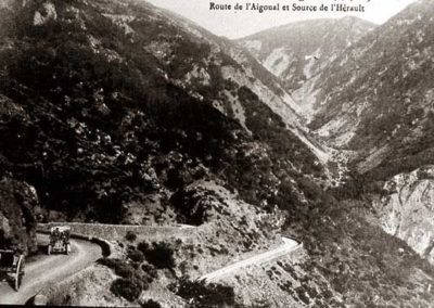 photo ancienne de la route vers l'Aigoual