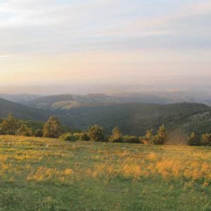 Vue du sommet de l'Aigoual à la tombée de la nuit