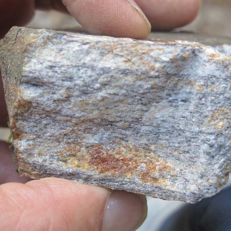 Le quartzite feldspathique (photo Robert Guin)