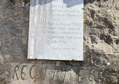 L'Hospitalet : Plaque du rassemblement des prédicants François Vivent et Claude Brousson pour organiser la résistance des protestants en 1689