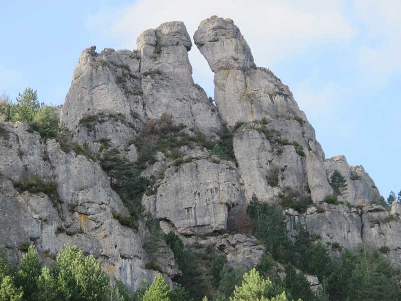 Les piliers de dolomies - Causse Méjean - Florac (photo Florence Arnaud)