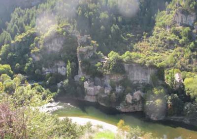 Castelbouc dans les gorges du Tarn