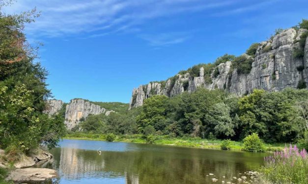 Les animaux de la préhistoire … L’abri des Pêcheurs dans les gorges du Chassezac