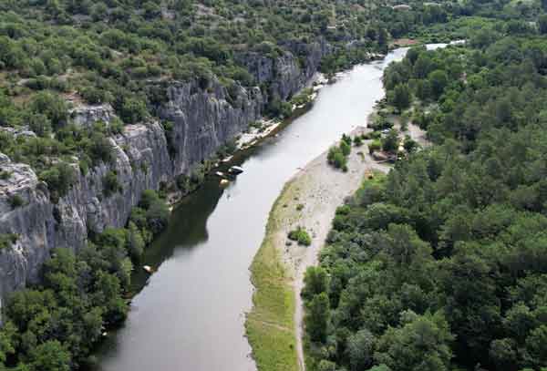 Camping des Blaches dans les Gorges du Chassezac