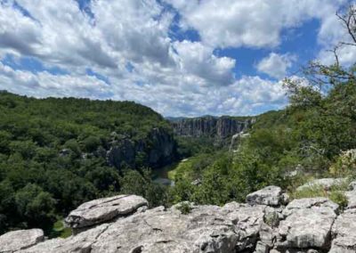 Les gorges du Chassezac vues du plateau calcaire