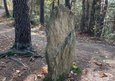 La pierre de la Vieille à Saint-Étienne-Vallée-Française