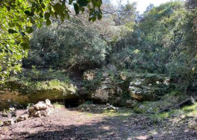 L'entrée de la grotte du Taï