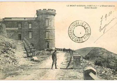 Carte postale ancienne de l'Observatoire du mont Aigoual (1910)