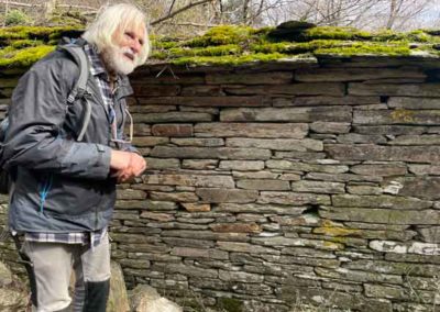 Appareillage médiéval d'une ruine - Hameau de Saint-Clément - Voie royale de Fontmort (Saint-Martin-de-Lansuscle - Saint-Germain-de-Calberte)