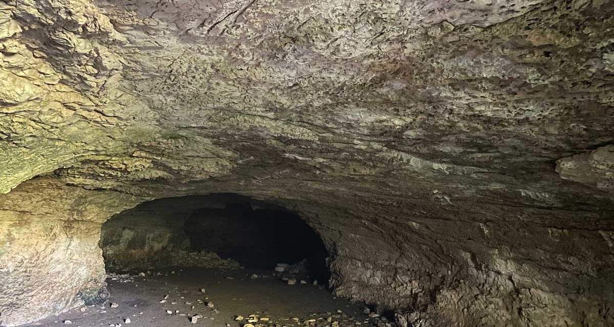 La grotte de Nabrigas du Causse Méjean