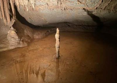 La stalagmite de la grotte de la Cocalière