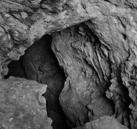 Photographie de Gaëlle Delort issue de la série "Karst"
